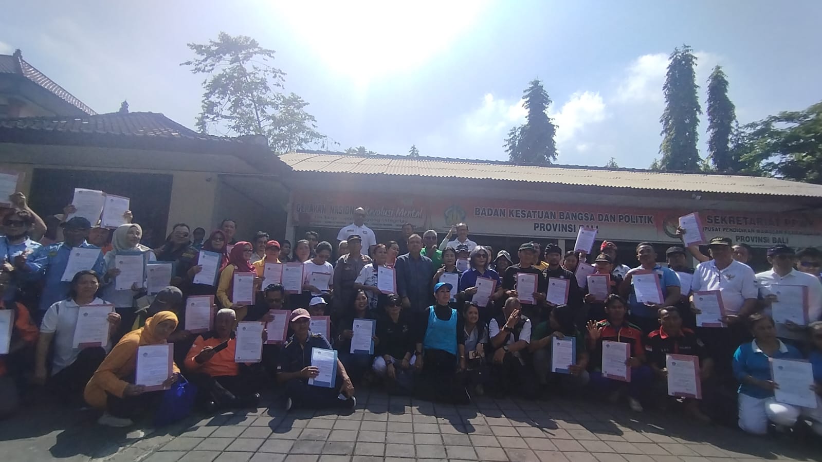 kesbangpol-bali-laksanakan-karya-bhakti-sosial-gass-poll-kbs-gp-ke-54