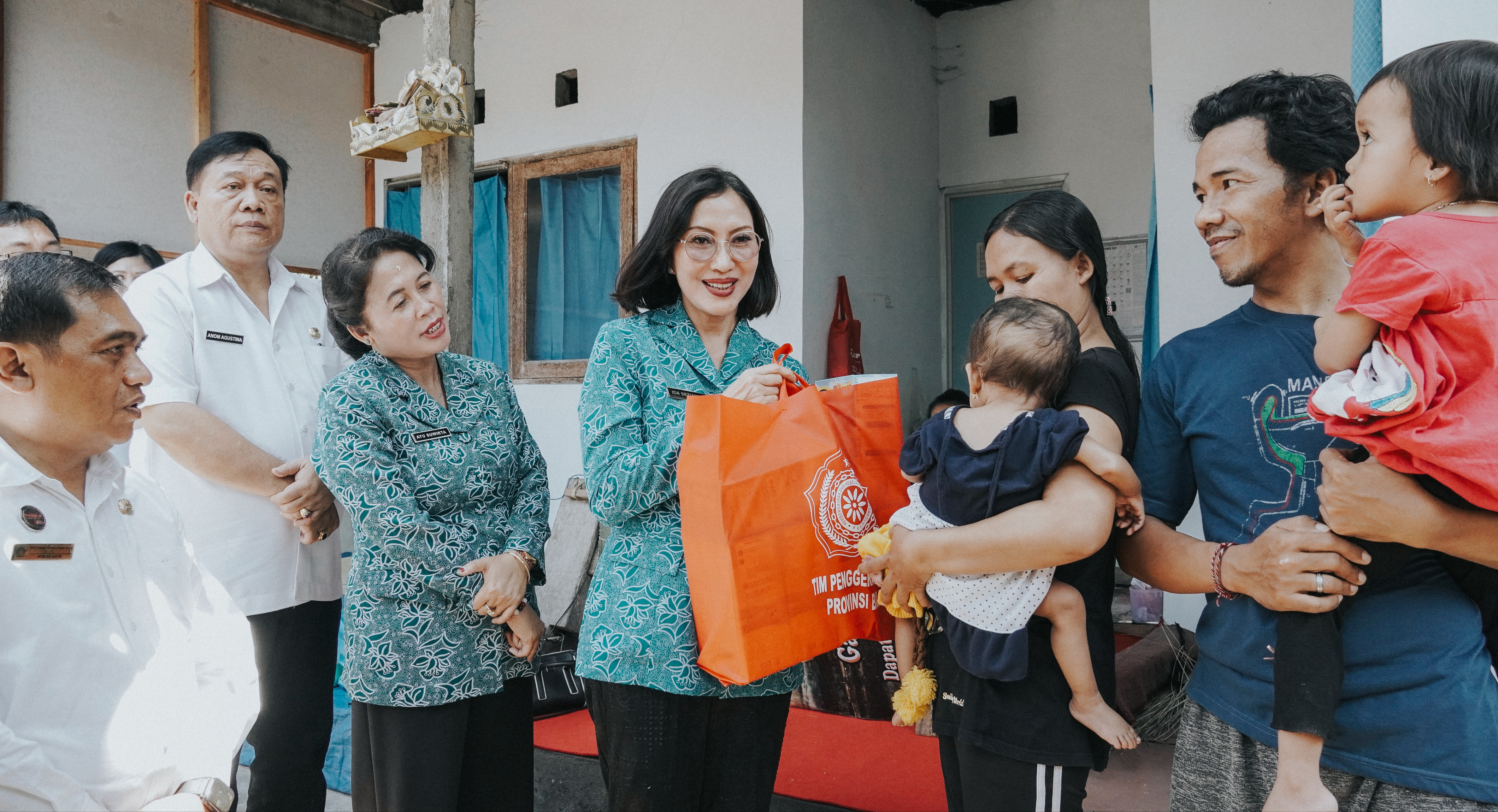 kawal-program-balita-bebas-stunting-ny-drg-ida-mahendra-jaya-sambangi-kabupaten-klungkung