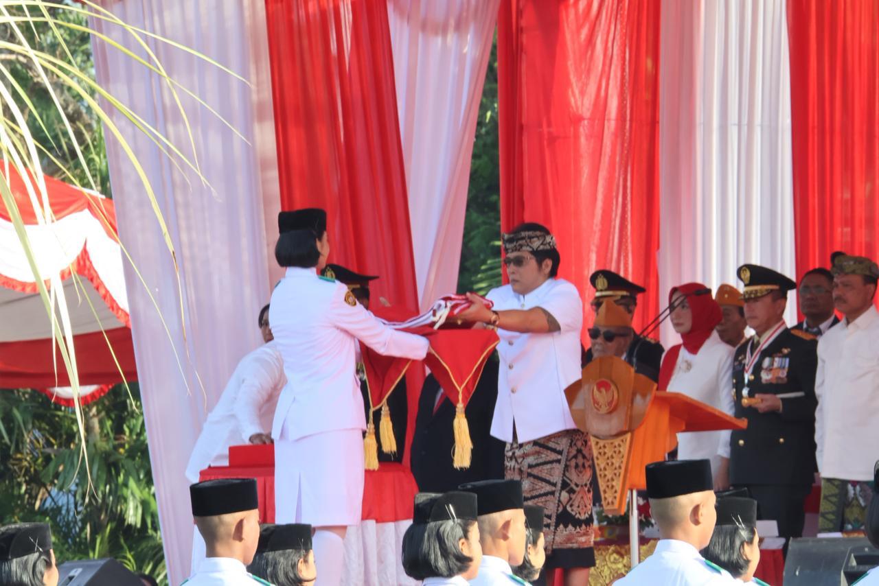 wagub-giri-prasta-pimpin-apel-peringatan-hut-ke-80-kemerdekaan-ri-di-provinsi-bali-tahun-2025