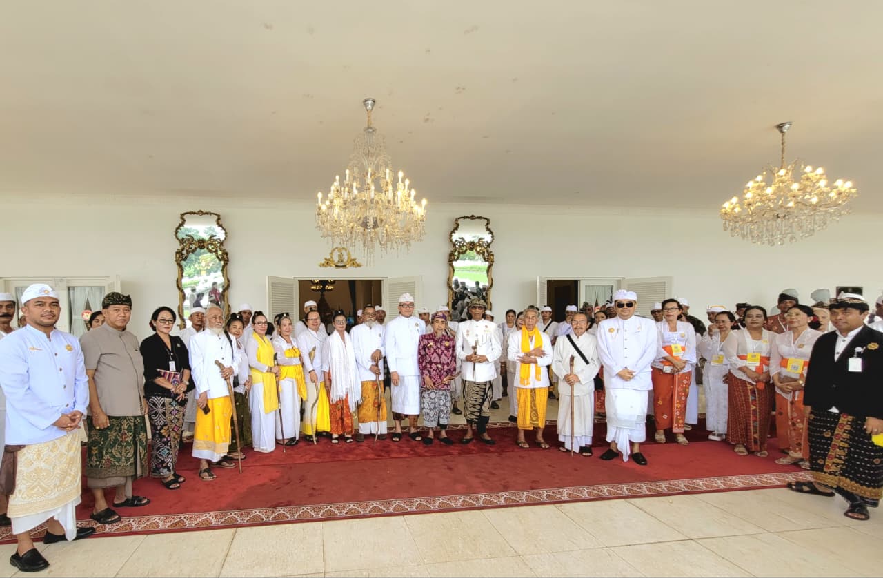 kesbangpol-bali-hadiri-pesamuan-agung-xiii-pandbtk-di-negara