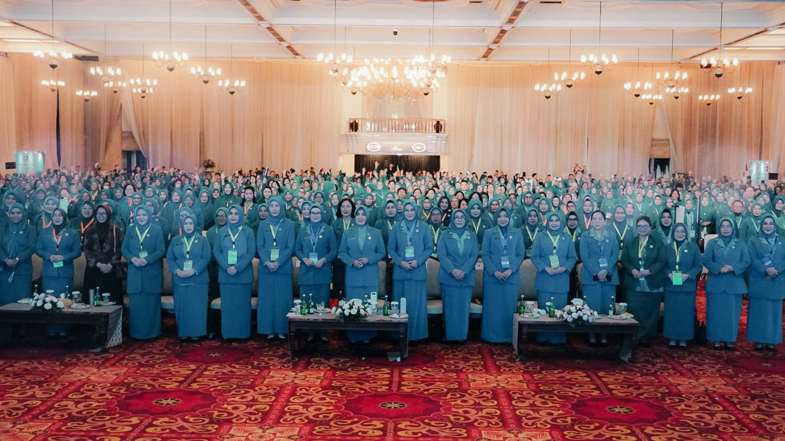 ny-ida-mahendra-hadiri-pelantikan-ketua-umum-tp-pkk-pusat-di-jakarta