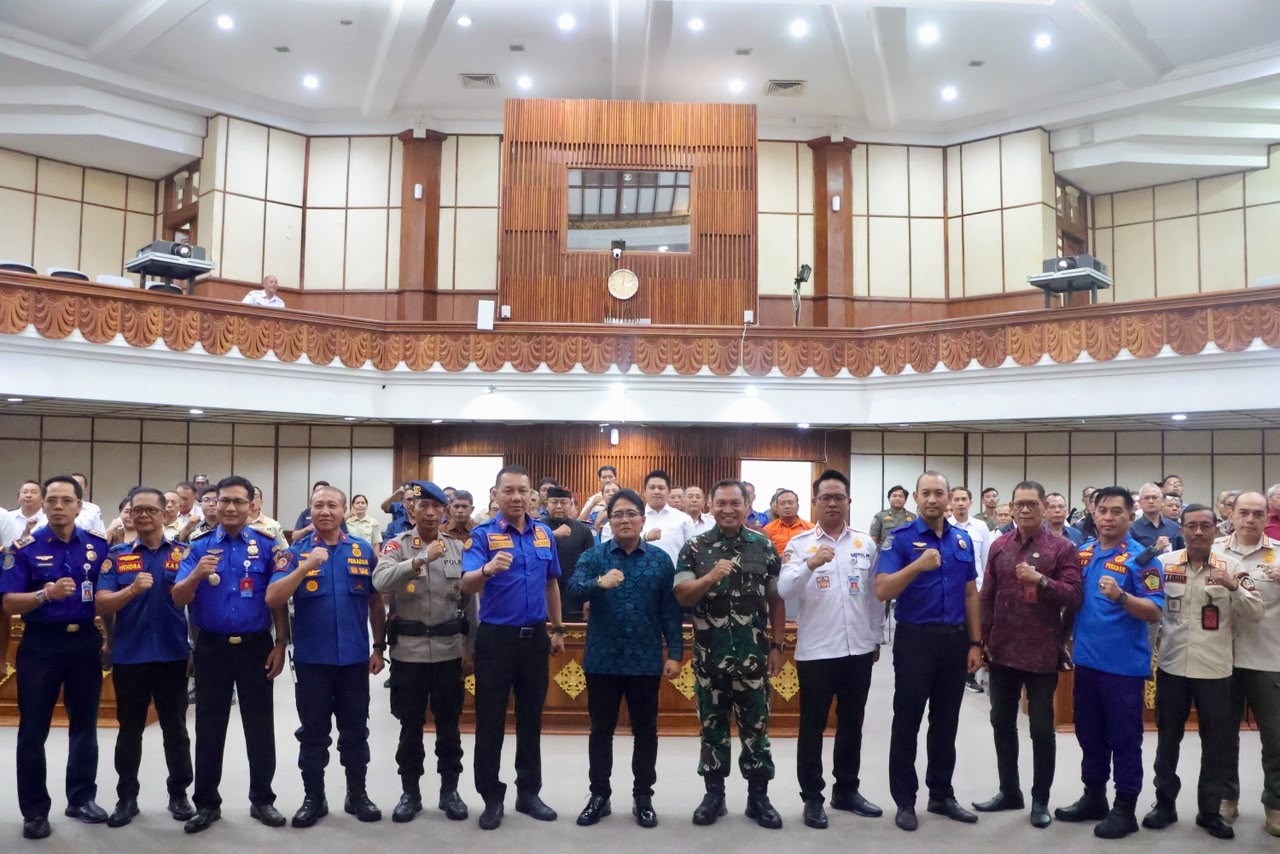 wagub-giri-prasta-dorong-samasta-raksa-bali-perkuat-kolaborasi-penanganan-kebakaran-dan-penyelamatan