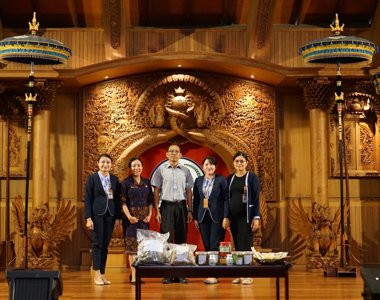 seminar-nasional-kerjasama-antara-itekes-bali-dan-uptd-pengujian-pengembangan-obat-tradisional-dan-pengelolaan-perbekalan-kesehatan-provinsi-bali