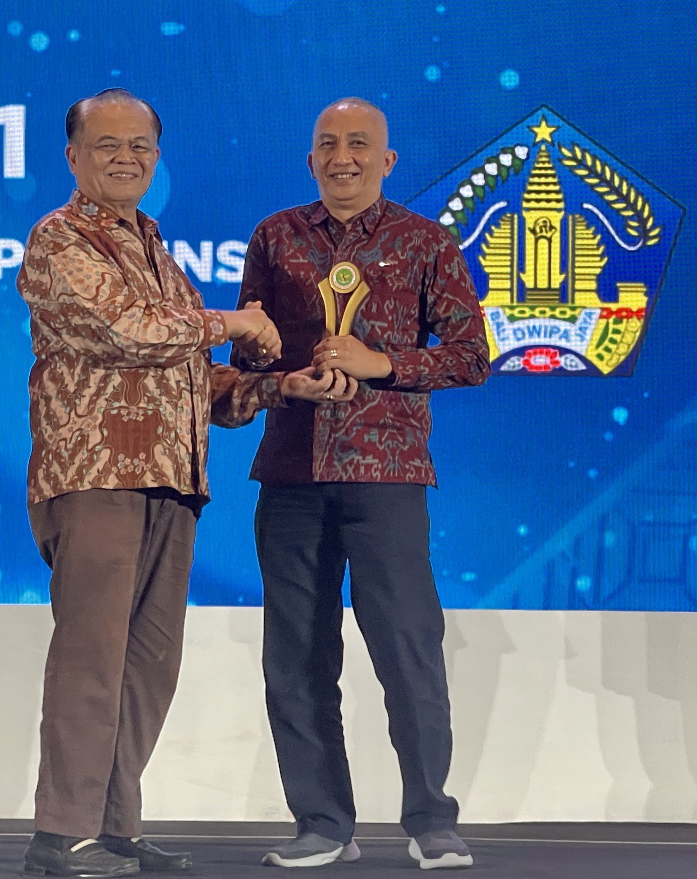 rajin-kampanye-energi-bersih-pemprov-bali-raih-penghargaan