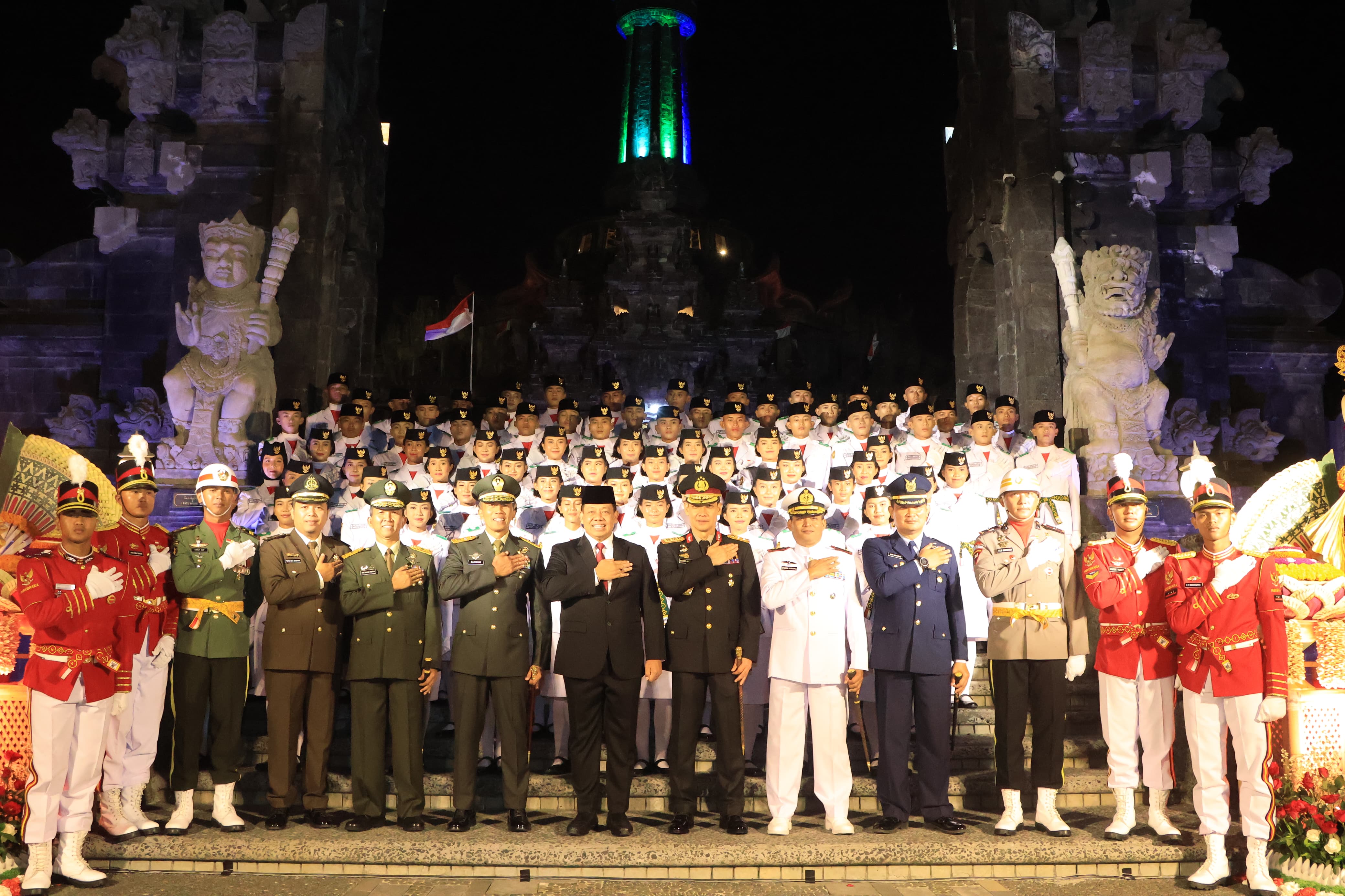 pj-gubernur-mahendra-jaya-kukuhkan-paskibraka-provinsi-bali-2024