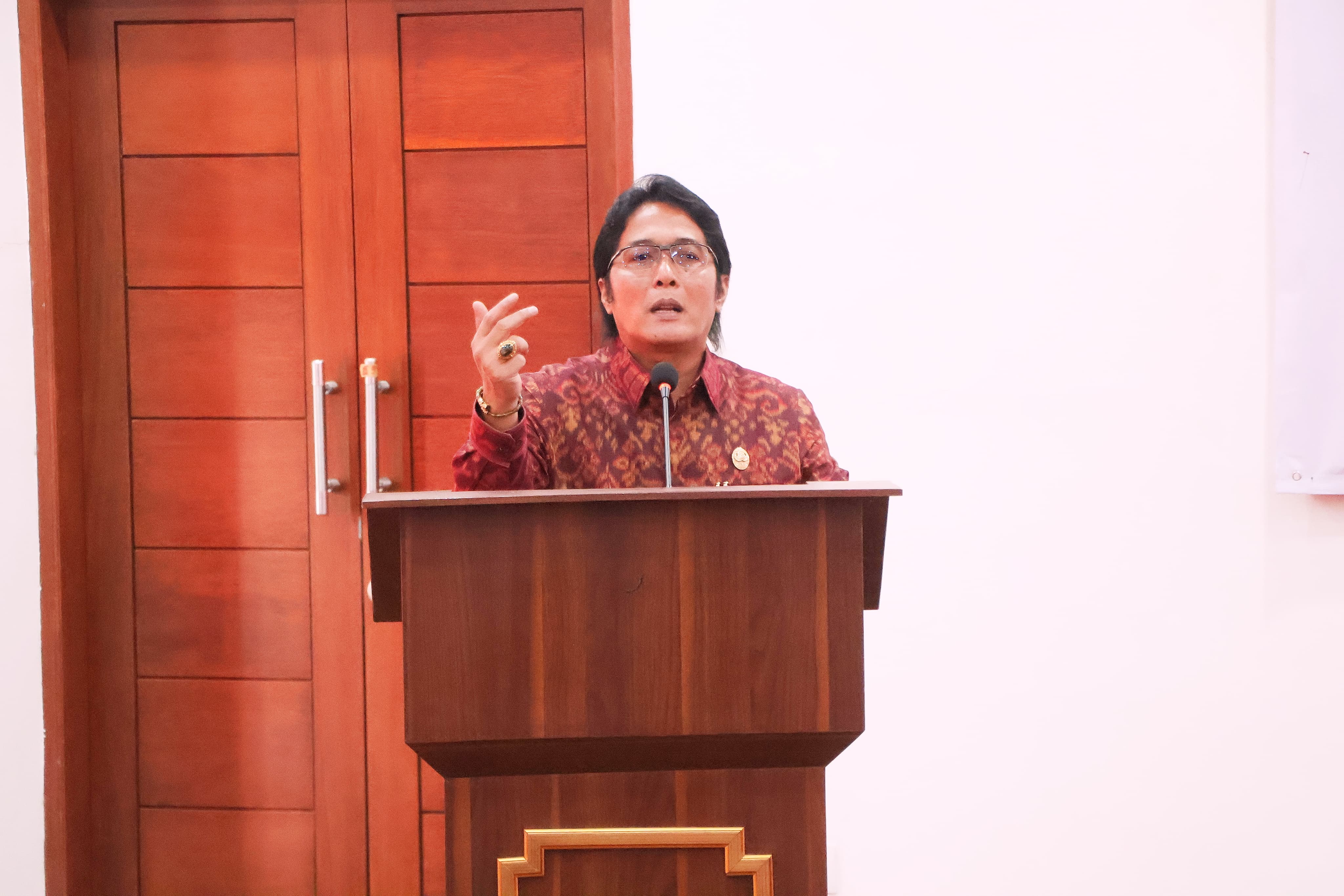 wakil-gubernur-bali-i-nyoman-giri-prasta-buka-rakerda-fkub-se-bali
