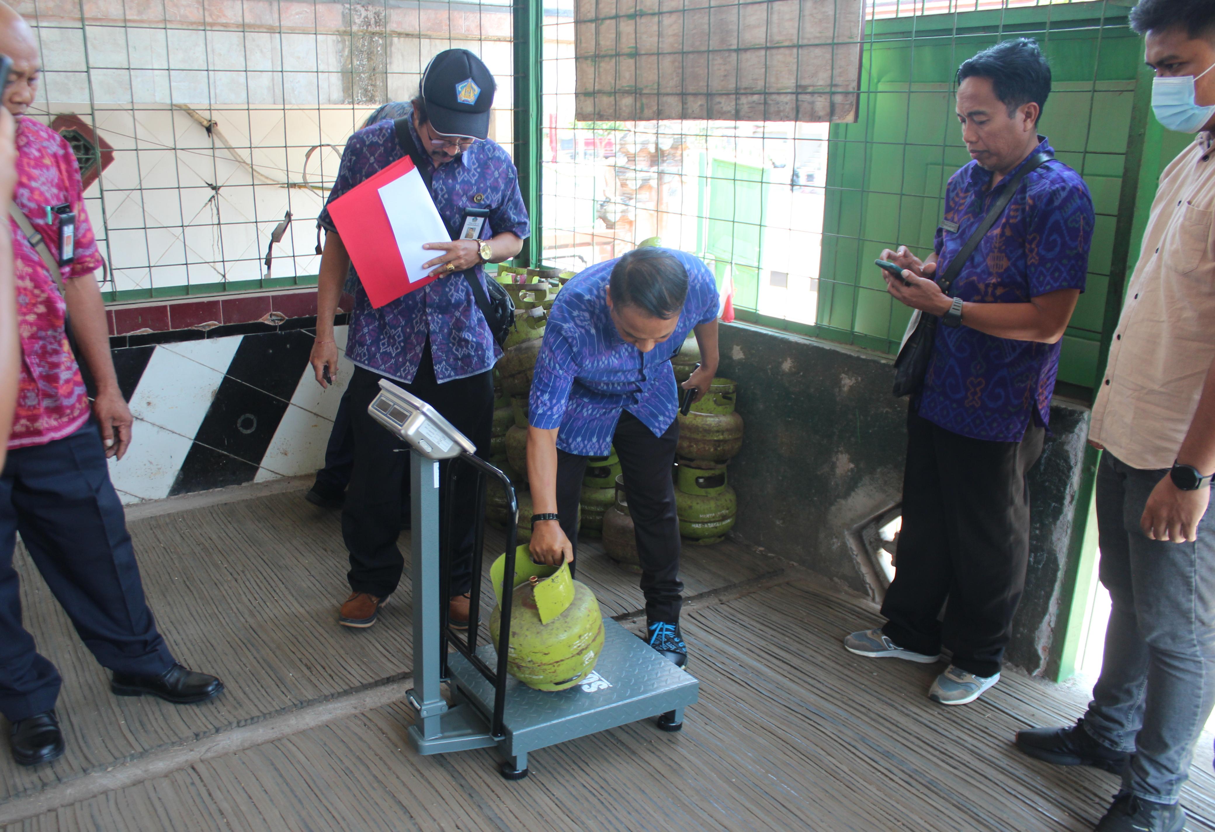 sidak-terpadu-pengawasan-lpg-3-kg-di-kabupaten-jembrana-pastikan-tepat-sasaran