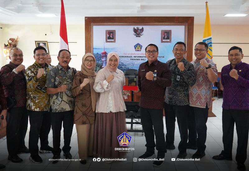 studi-komparatif-dprd-provinsi-sumatera-barat-terkait-pengelolaan-sp4n-lapor-ke-diskominfos-bali