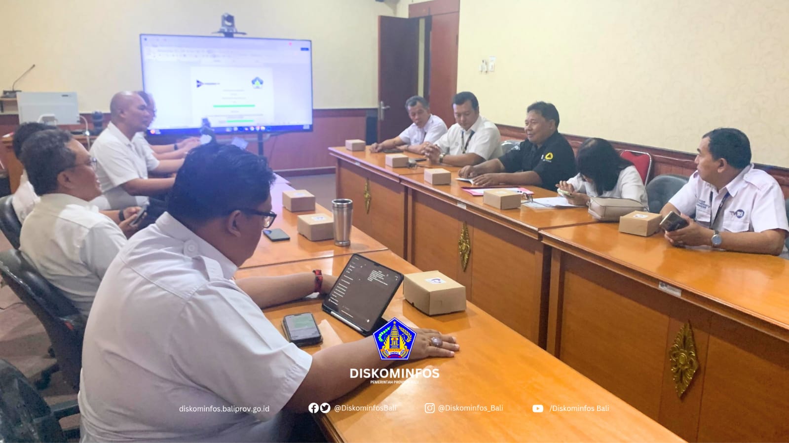 turyapada-tower-ajak-lembaga-penyiaran-kerja-sama