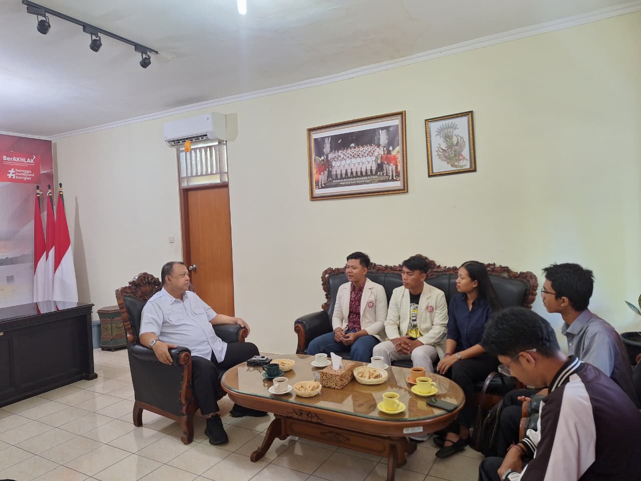 audensi-kmhdi-bali-ke-badan-kesbangpol-bali