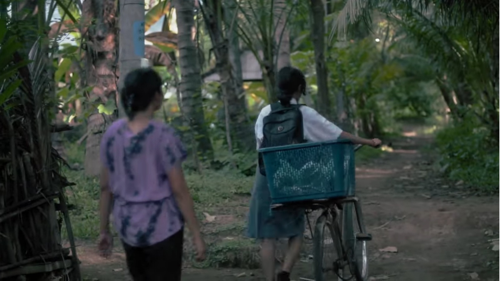 juara-1-lomba-film-pendek-berdikari-dalam-ekonomi-ngerombo-mengentaskan-kemiskinan-ekstrem