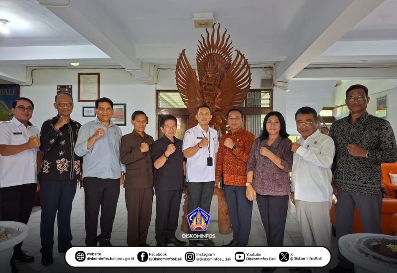 diskominfos-bali-terima-studi-banding-dprd-klungkung-bahas-penguatan-infrastruktur-telekomunikasi