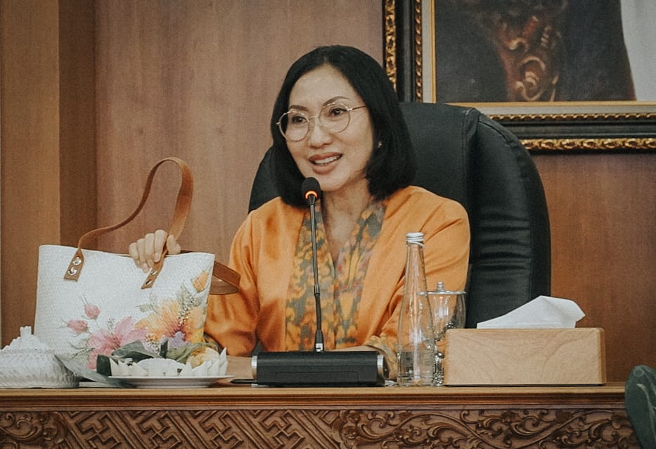 pj-dekranasda-provinsi-bali-ny-drg-ida-mahendra-jaya-pimpin-rakerda-dekranasda-se-bali