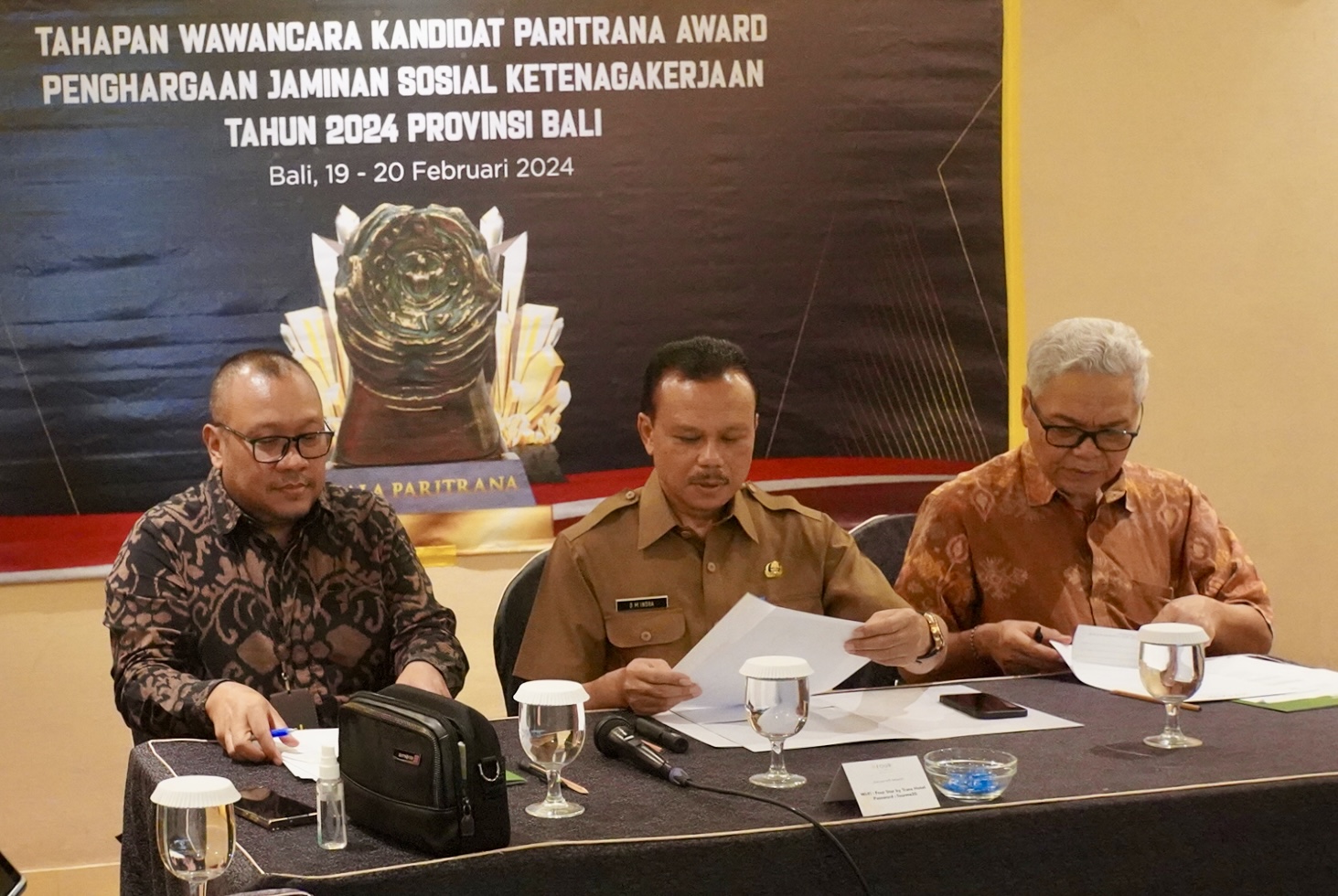 sekda-dewa-indra-jadi-tim-penilai-wawancara-kandidat-paritrana-award-tahun-2024