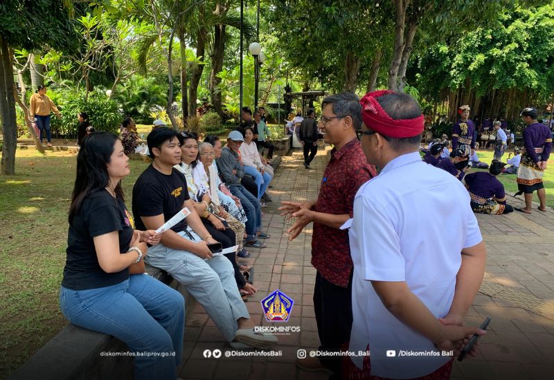 warga-diajak-aktif-bersuara-lewat-sp4n-lapor