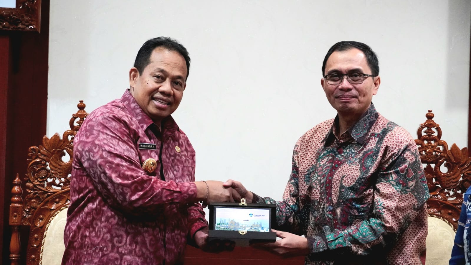penjabat-gubernur-bali-sm-mahendra-jaya-menerima-audiensi-dari-pt-chandra-asri-petrochemical-tbk