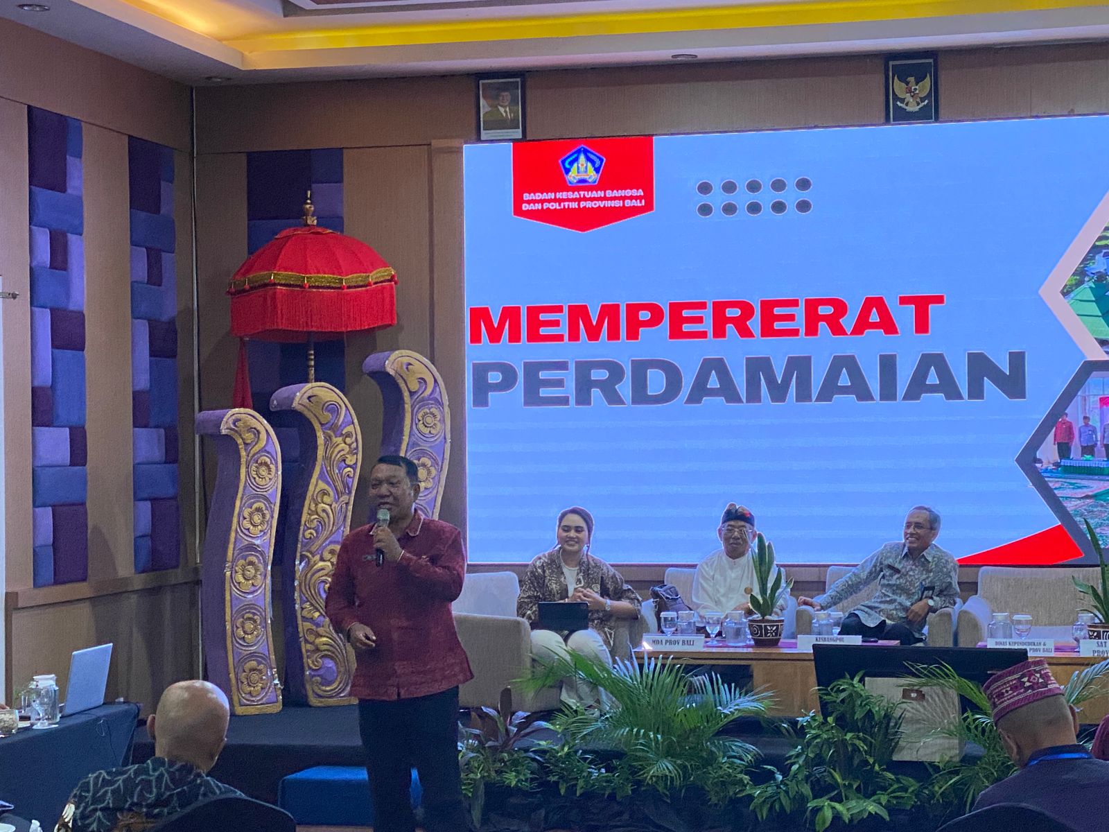 kesbangpol-bali-diundang-sebagai-narsum-pada-fgd-strategi-kolaborasi-dalam-membangun-keharmonisan-antar-warga-di-lingkungan-multikultural