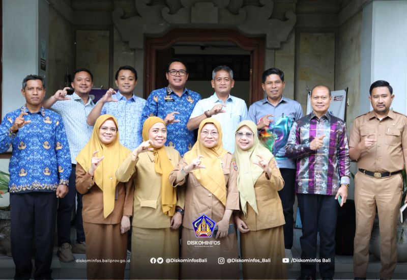 keterbukaan-informasi-dprd-kabupaten-wajo-jajaki-pengalaman-bali-susun-perda-kip