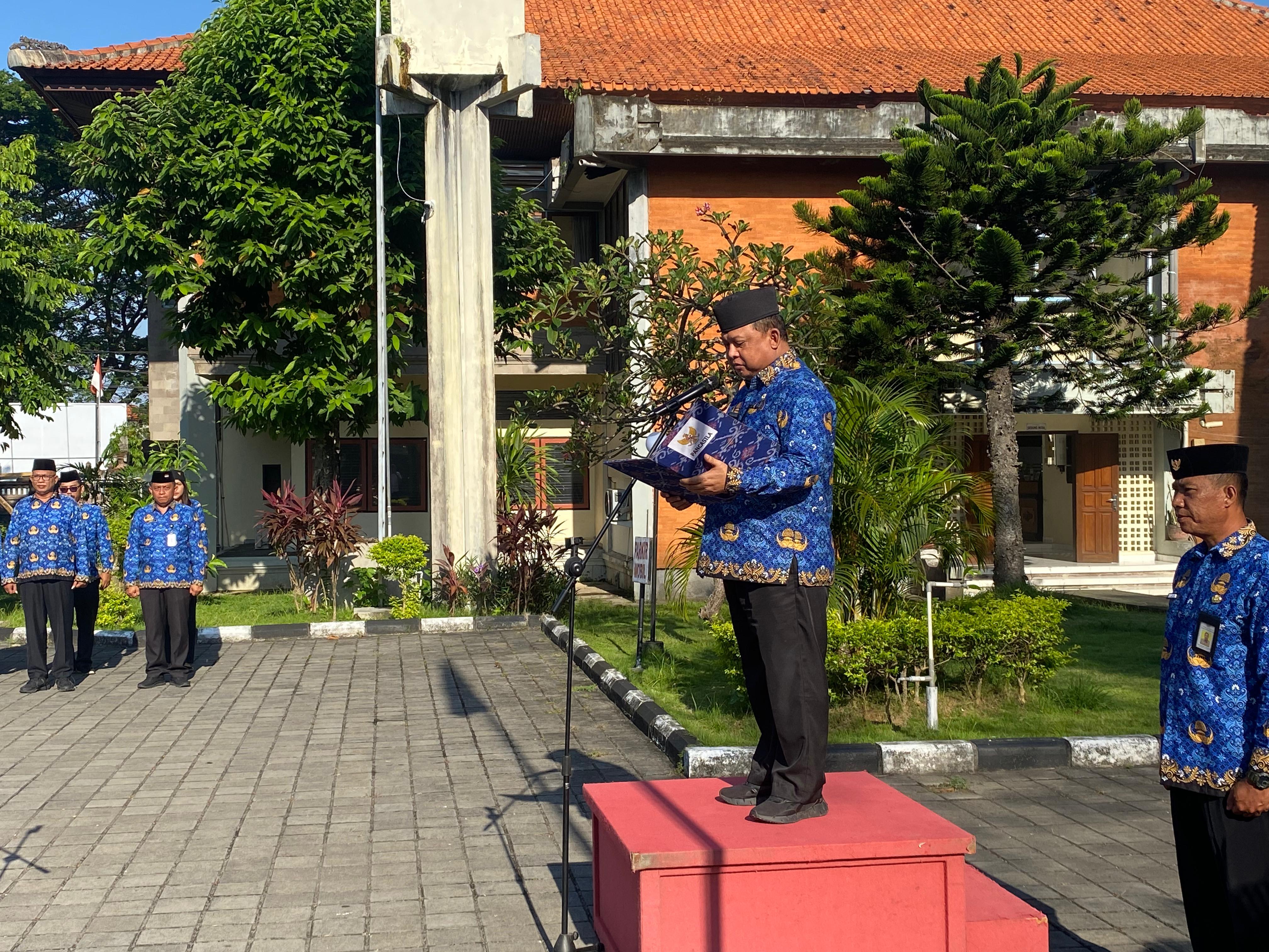 upacara-peringatan-hari-kesaktian-pancasila-tahun-2025-pada-badan-kesbangpol-bali