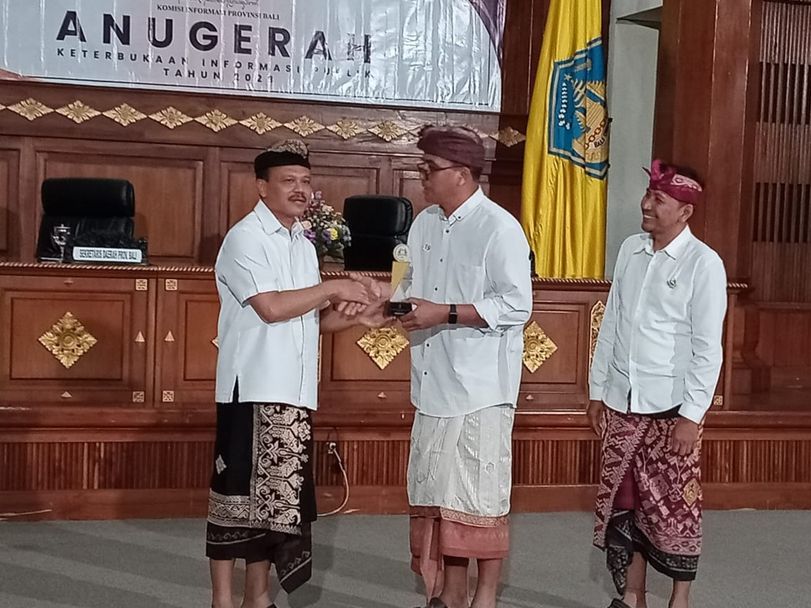 bappeda-bali-kembali-raih-penghargaan-badan-publik-informatif