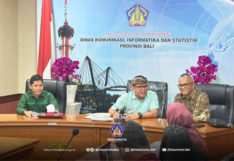 kominfos-bali-menjadi-tujuan-kunjungan-kerja-terkait-pelayanan-informasi-publik