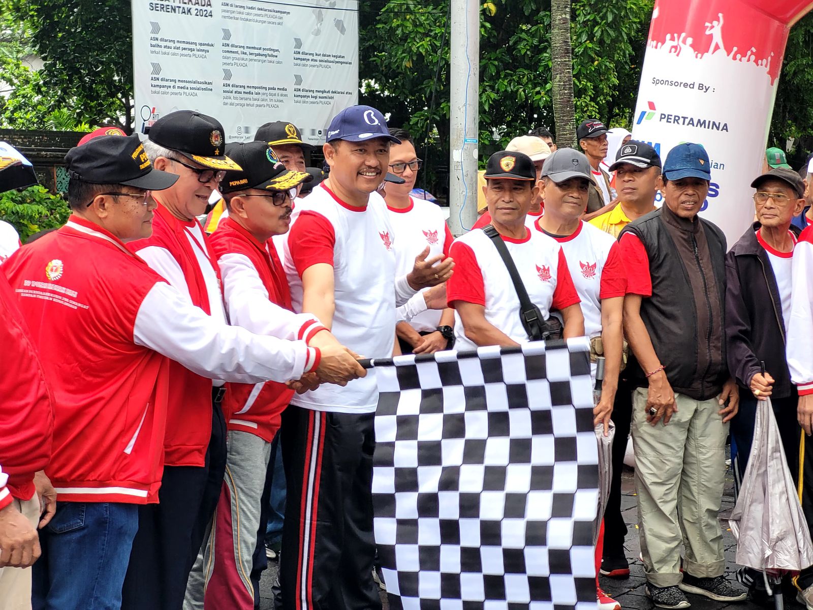 wakili-pj-gubernur-bali-kaban-kesbangpol-hadiri-fun-walk-charity-forum-komunikasi-purnawirawan-tni-polri