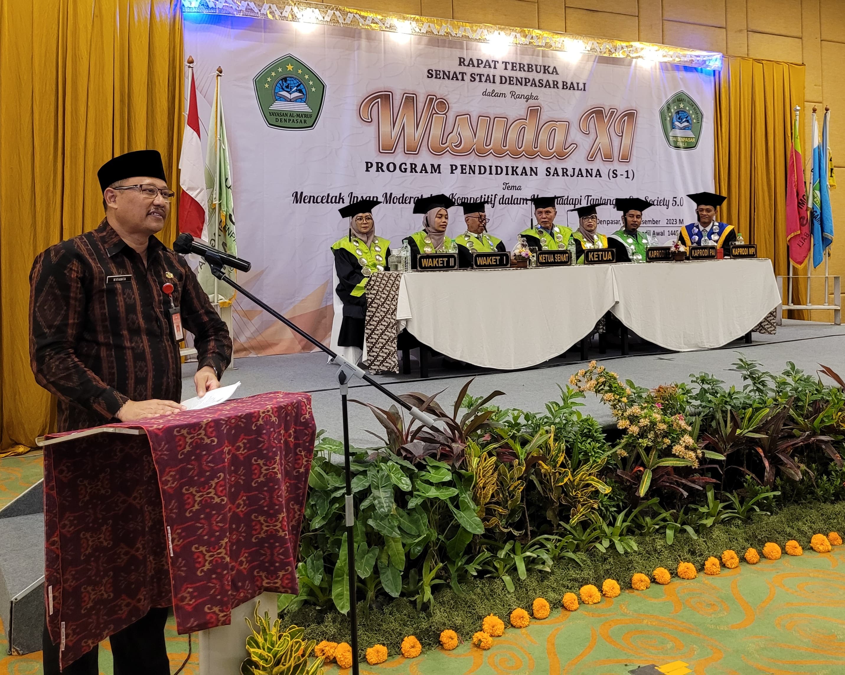 kaban-kesbangpol-bali-wakili-pj-gubernur-bali-pada-wisuda-xi-stai-denpasar