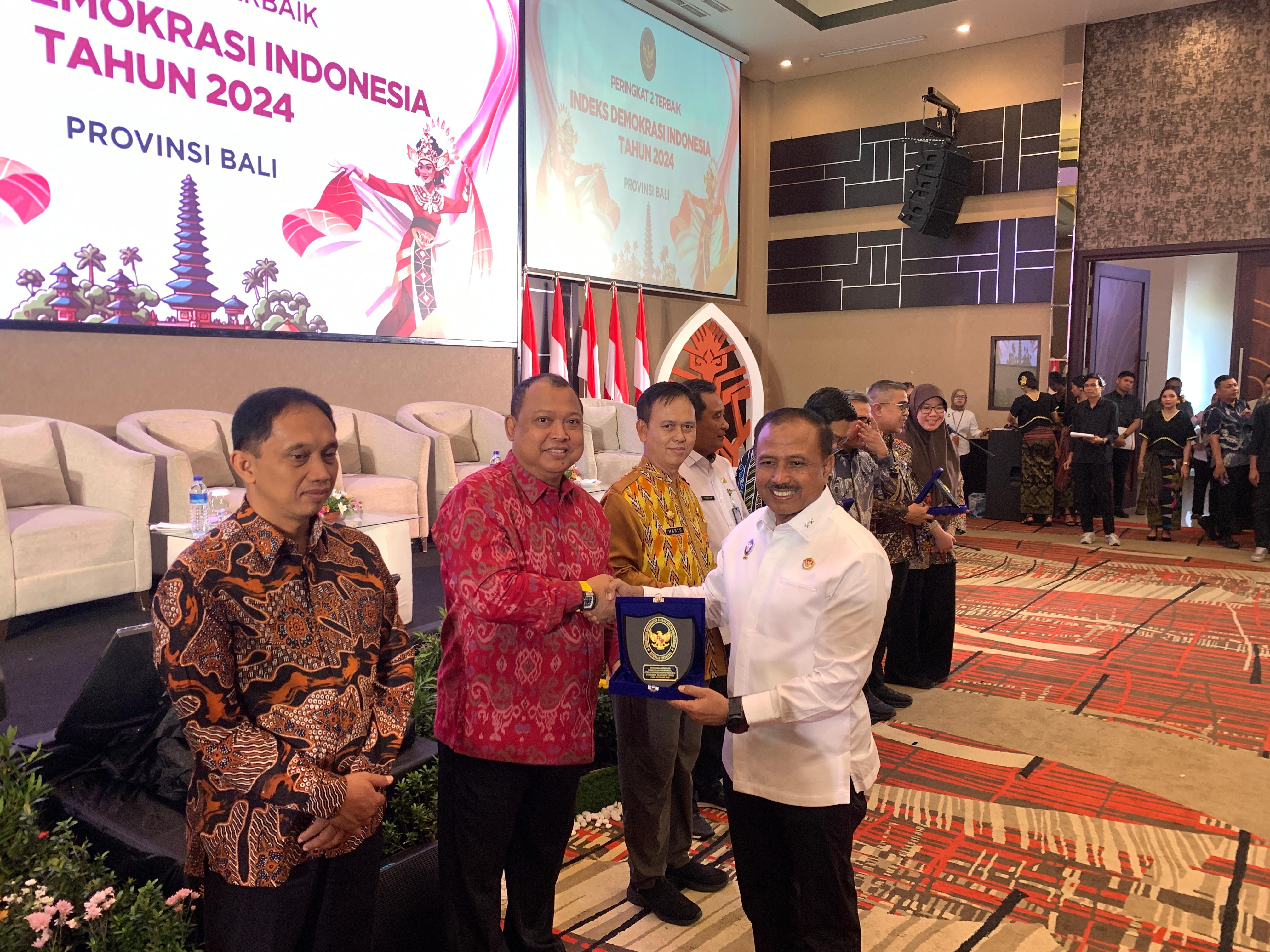 provinsi-bali-raih-terbaik-2-idi-tahun-2024