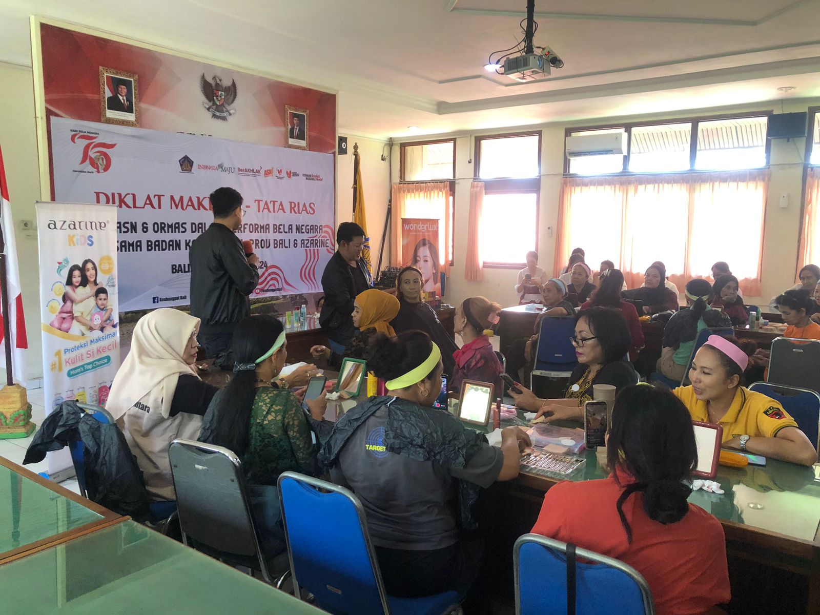 diklat-teknis-make-up-nasional-dan-tata-rambut-gratis-di-badan-kesbangpol-bali