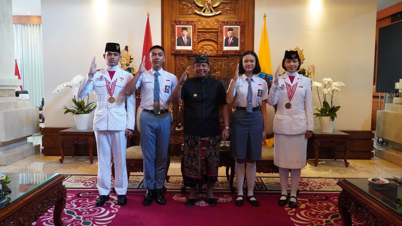 pj-gubernur-bali-berikan-motivasi-pada-calon-paskibraka-nasional-perwakilan-bali