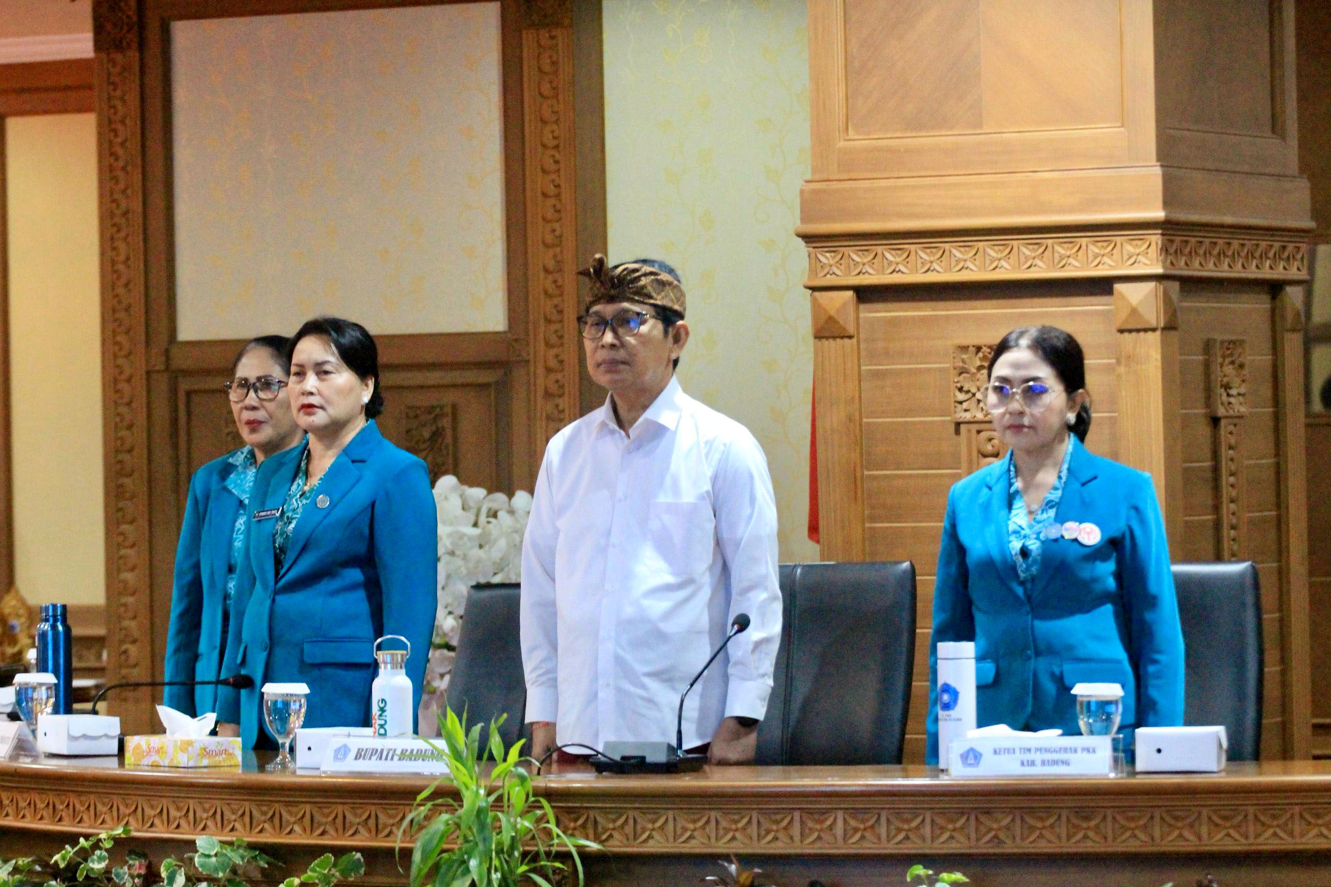 ny-seniasih-giri-prasta-hadiri-sertijab-ketua-tp-pkk-dan-dekranasda-badung