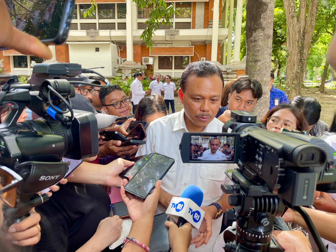 gelar-acara-ngopi-bareng-sekda-dewa-indra-ajak-media-berkolaborasi-penuhi-hak-publik