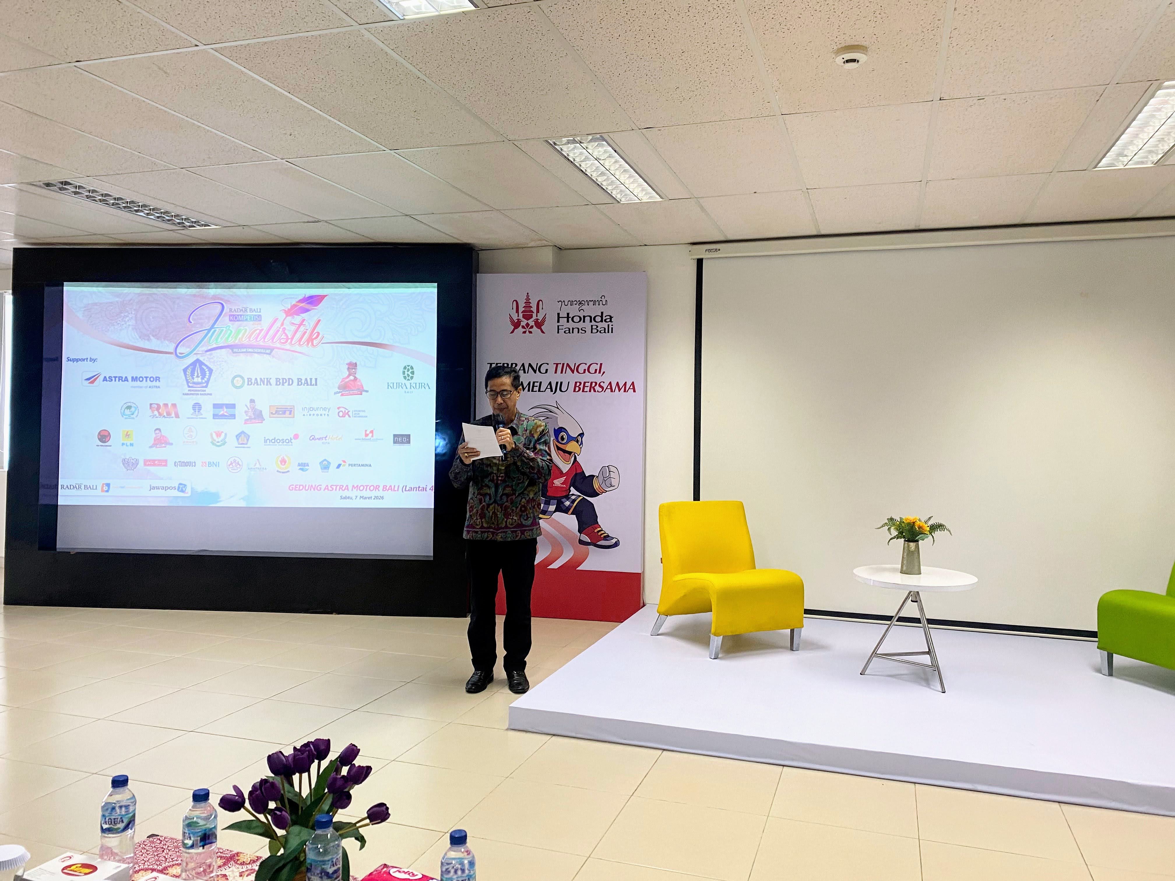 pemprov-bali-dukung-pengembangan-talenta-jurnalis-muda-melalui-kompetisi-jurnalistik-pelajar